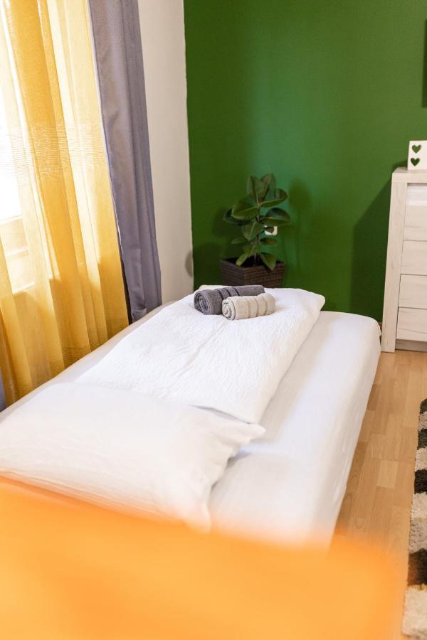 Studio Apartman Planb, Self Check In Osijek Ngoại thất bức ảnh