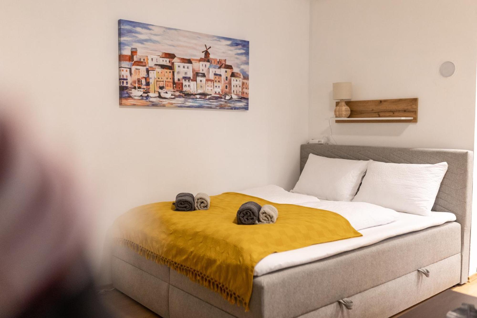 Studio Apartman Planb, Self Check In Osijek Ngoại thất bức ảnh