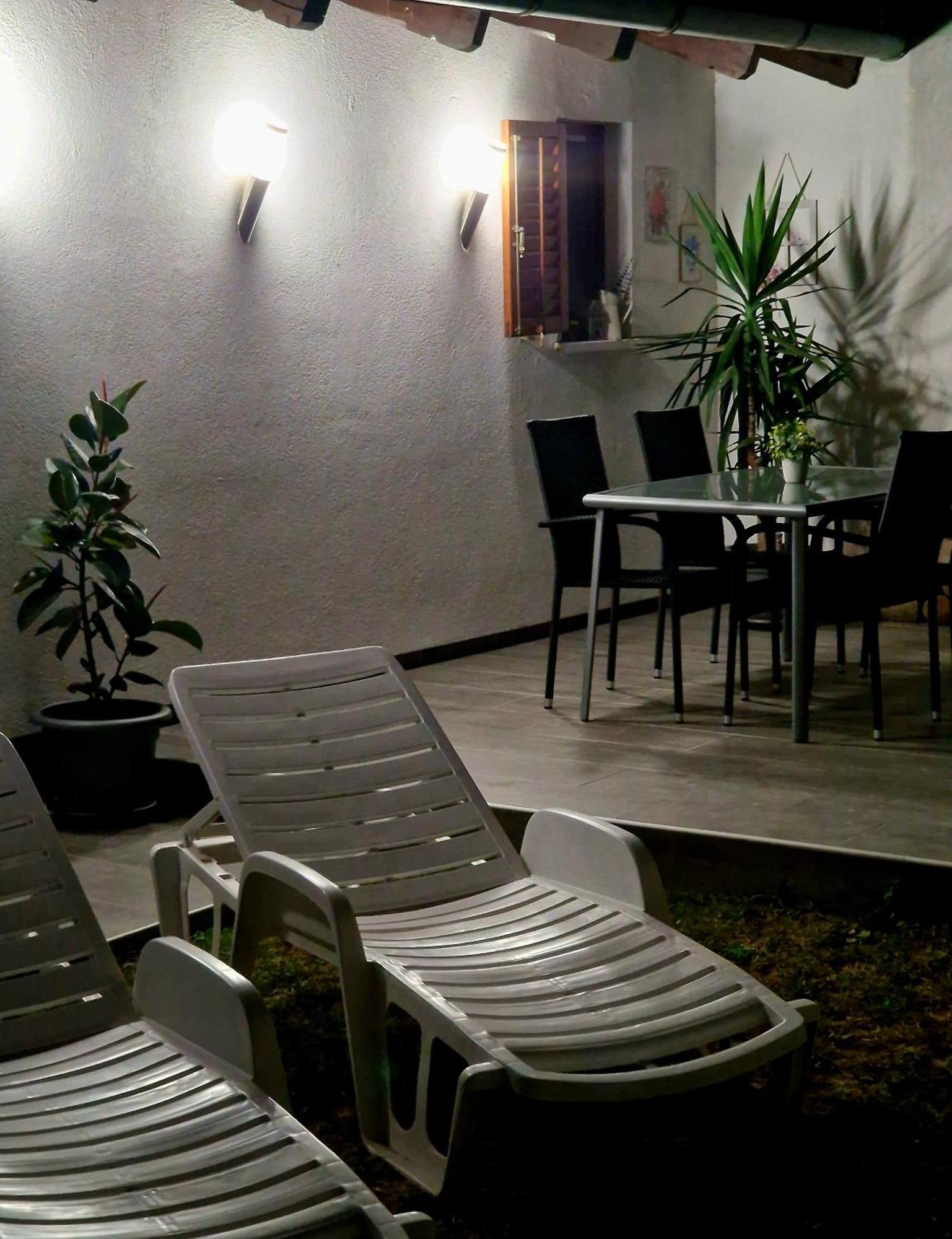 Studio Apartman Planb, Self Check In Osijek Ngoại thất bức ảnh